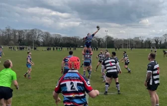 Reeds Dig Deep to Stop Their Losing Streak